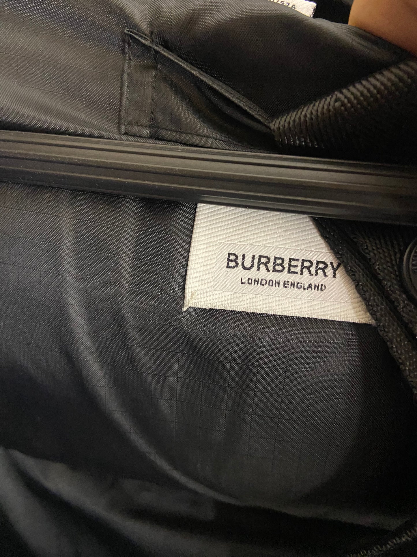 Burberry jacket zip 8833008